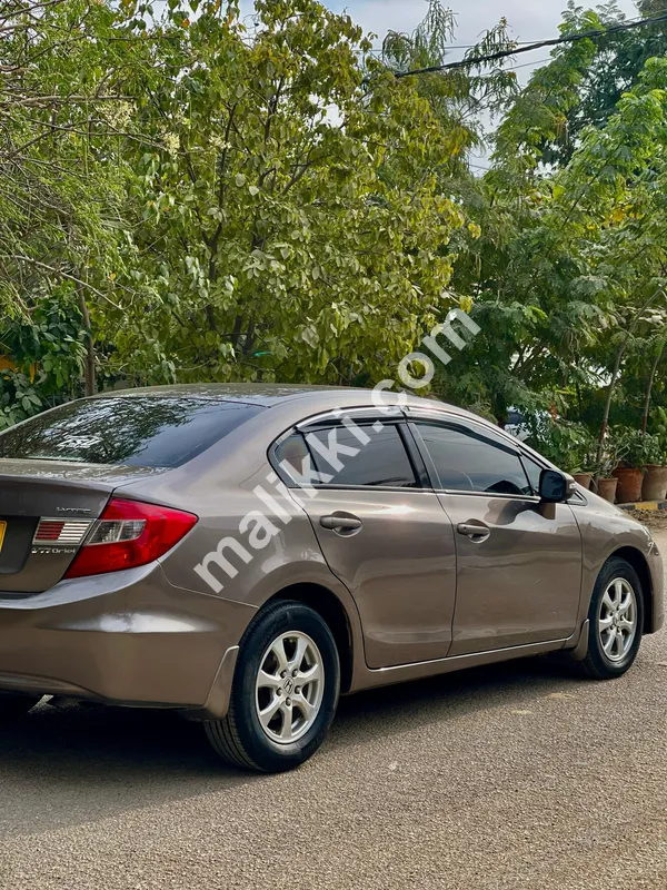 HONDA CIVIC VTI ORIEL PROSMATEC 1.8 i-VTEC UG MODEL: 2015 Available For Sale