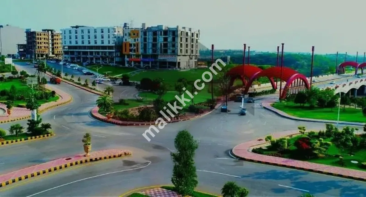 8 MARLA PLOT FOR SALE