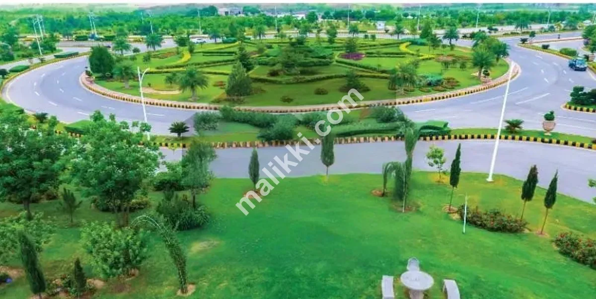 STREET 8, BEST VIEW, BEST LOCATION PLOT FOR SALE 