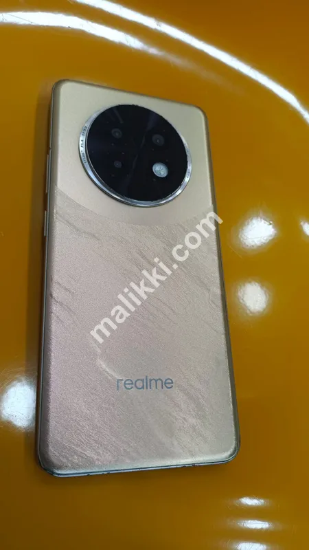 Realme 13+ فروخت کے لیے دستیاب ہے۔