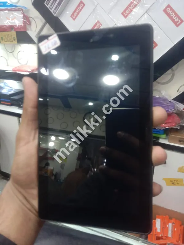  Amazon Fire HD 1l7 فروخت کے لیے دستیاب ہے۔