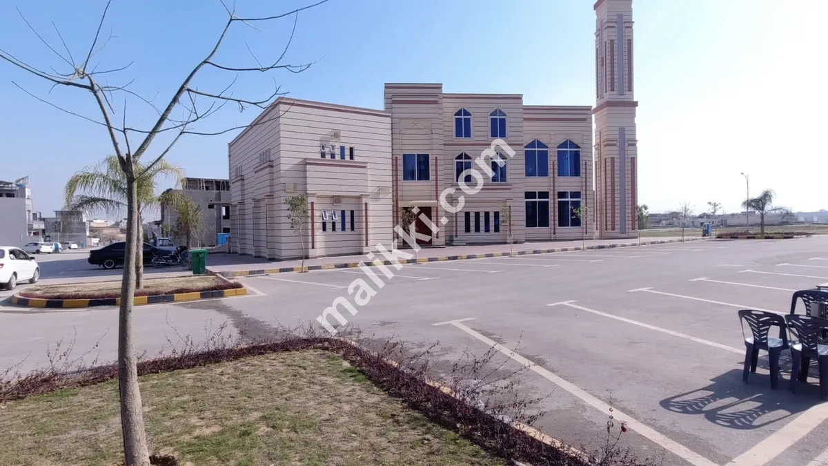  Plot #961 for sale in E block