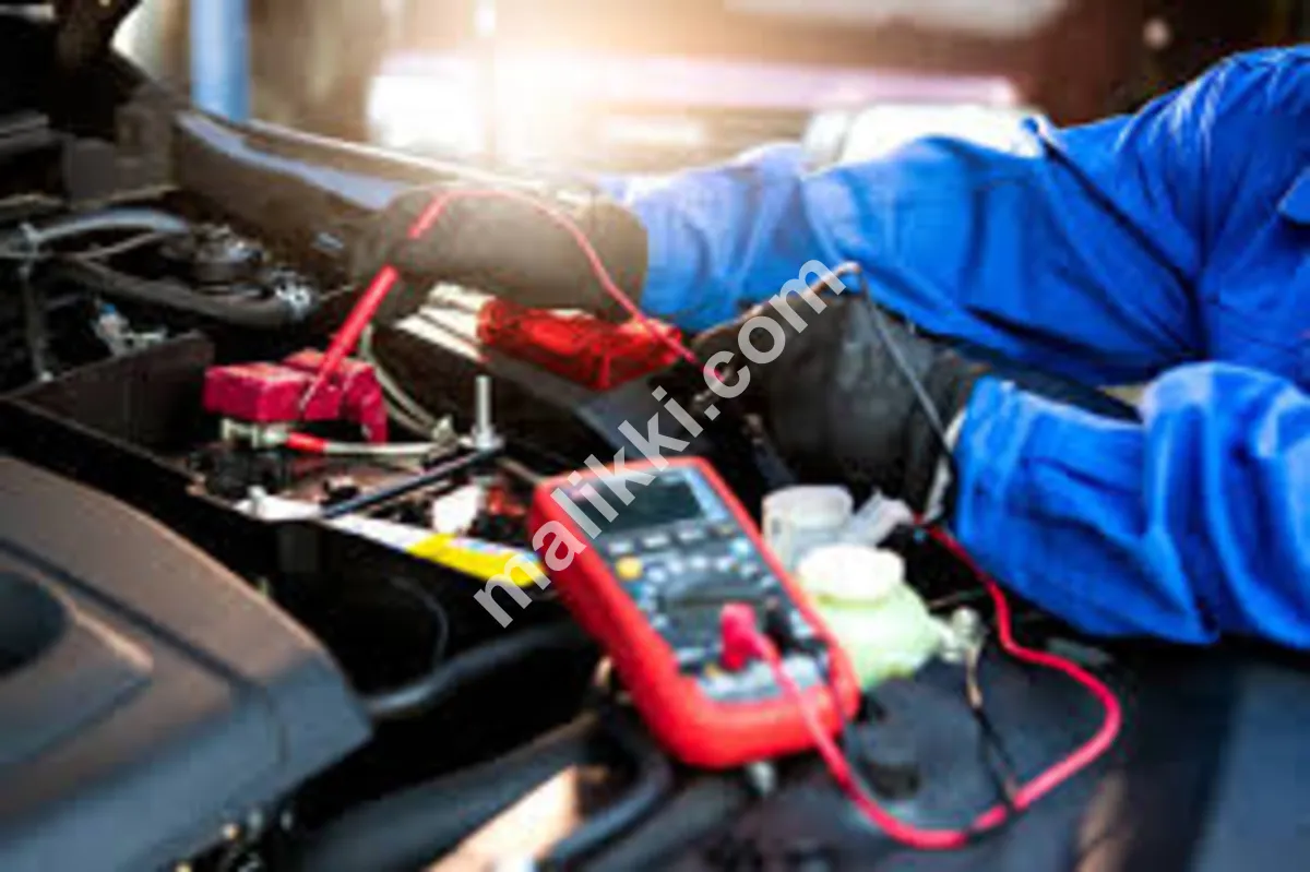 آٹو مکینیکل اور الیکٹریکل ٹیکنیشن 