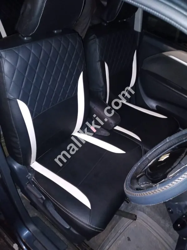 Black Car Seat Poshish 