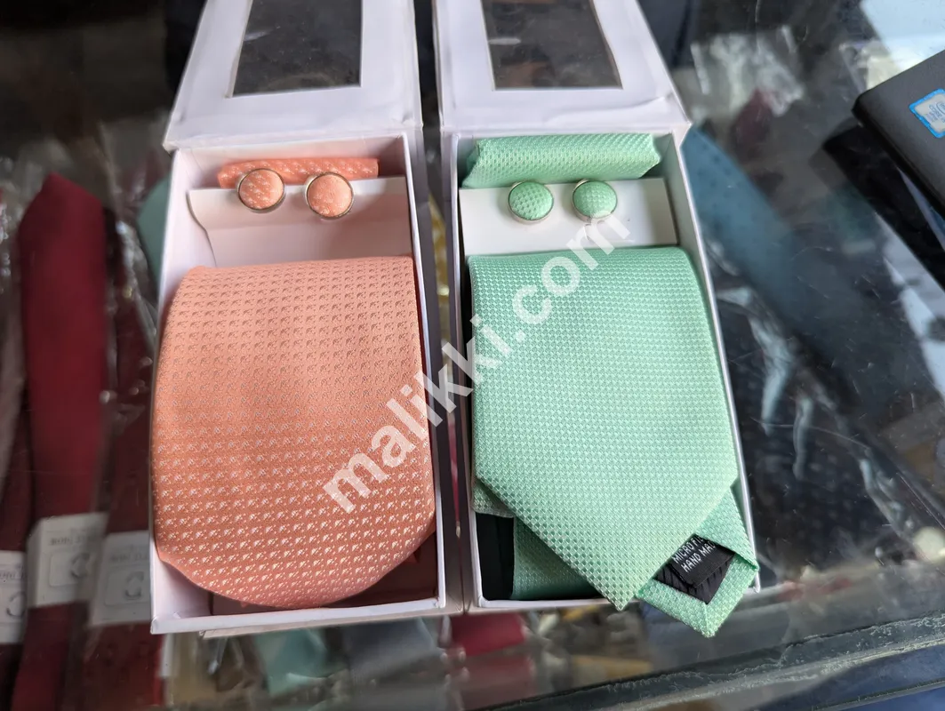 Tie & Cuff lings Set