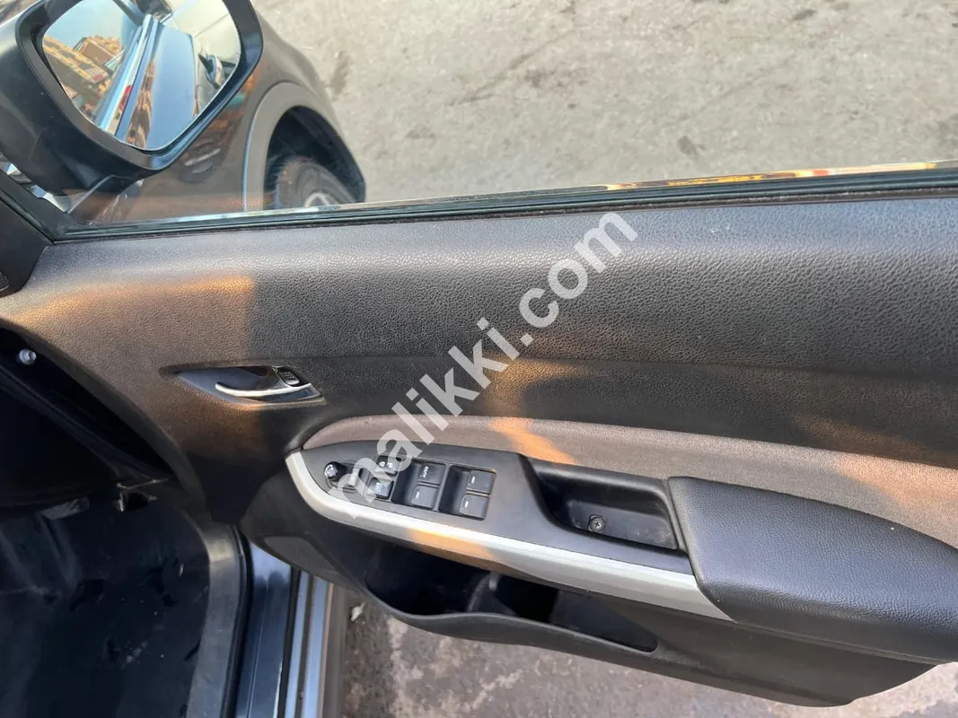 Suzuki vitara 2017 فروخت کے لیے دستیاب ہے۔ 