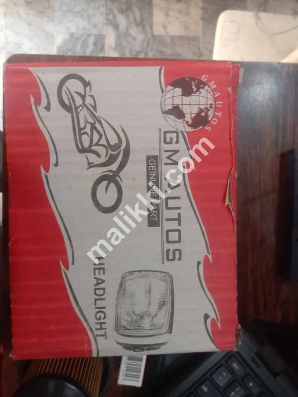 موٹر سائیکل پلاسٹک ہیڈ لائٹ