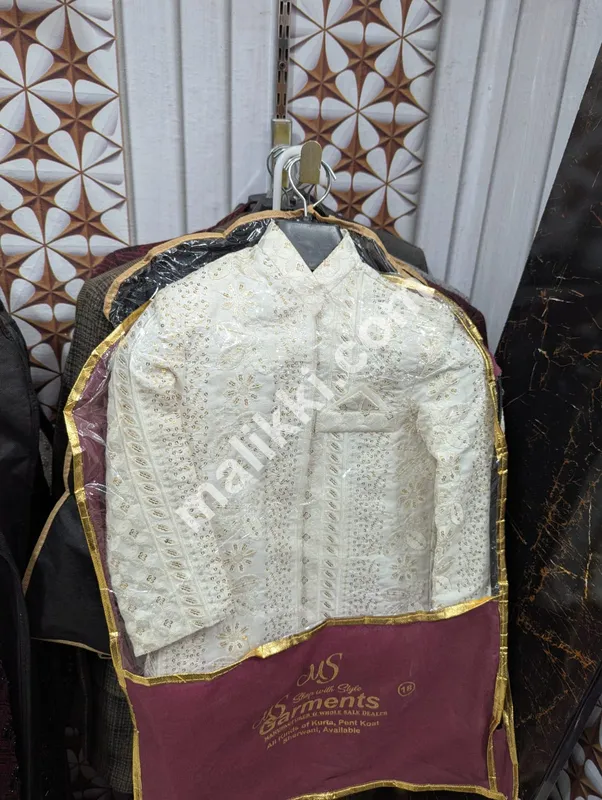 کڈز کریم کلر پرنس کوٹ