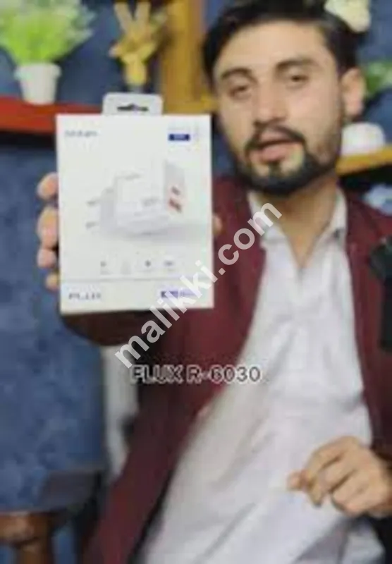Ronin 30W mobile Charger Available for Sale