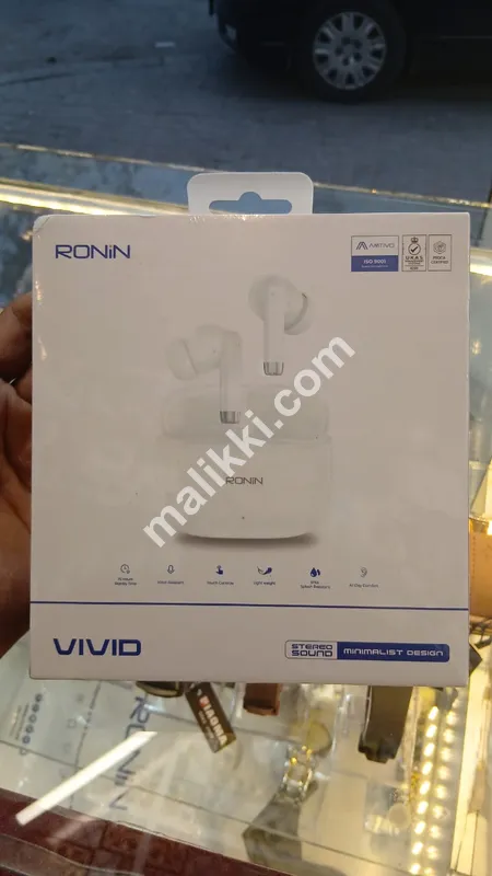 Ronin earbuds  r 740 Available For Sale