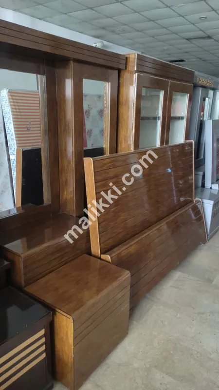 بیڈ روم سیٹ