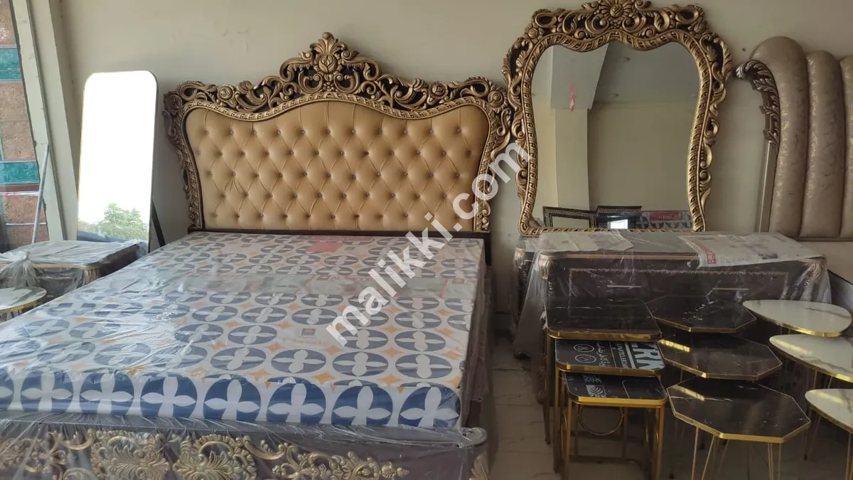 خوبصورت بیڈ روم سیٹ