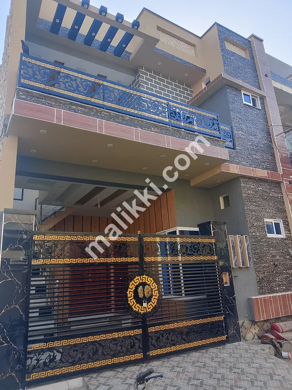 گرین ویلی میں 4 مرلہ مکان برائے فروخت