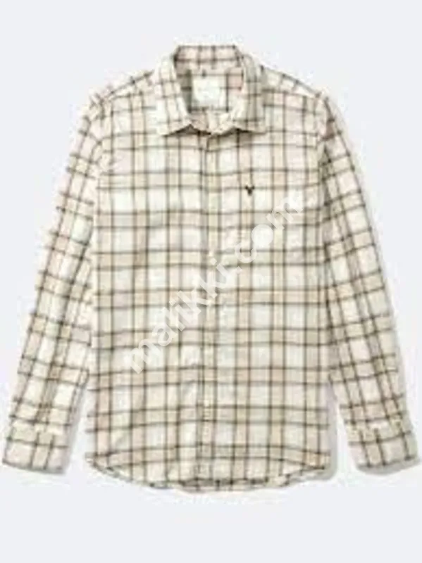 American Eagle Casual Creme Shirt