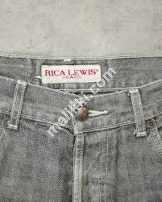 ریکا لیوس گرے جینز