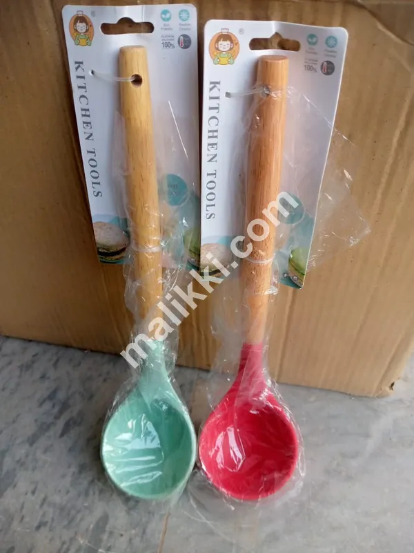 Non Stick Cooking Spoon. 