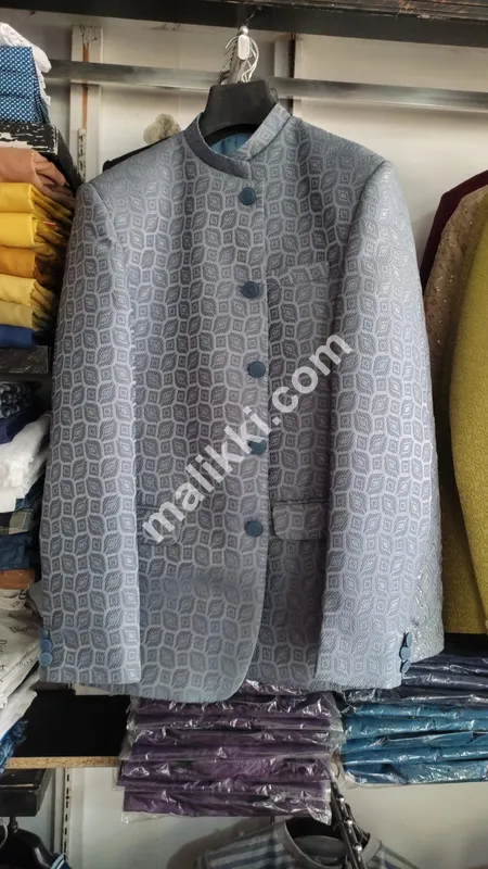 Men's Coat With Beautiful Design