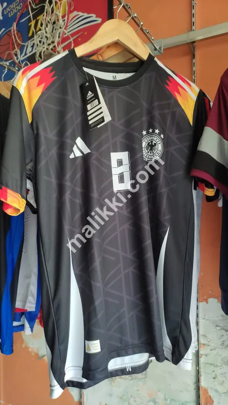 شہری ایتھلیٹک پہننے والی ٹی شرٹ