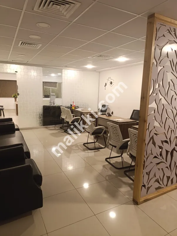 3rd floor   1104 sqft Office Available For Rent