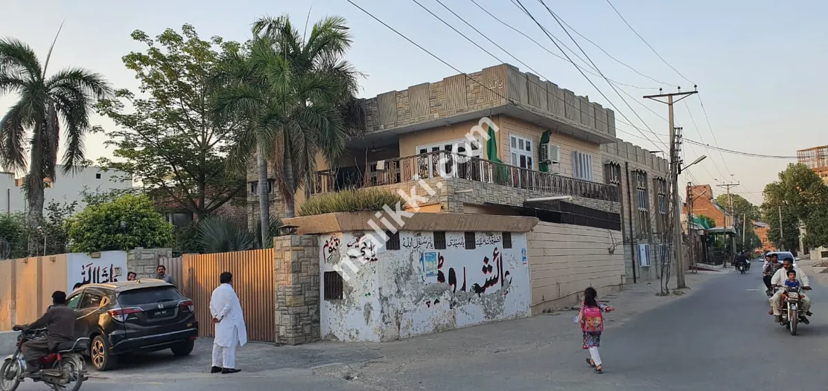 24 Marla House For Sale Near Iqbal Stadium