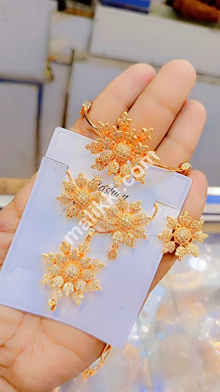 Sun Flower Desing Locket Set