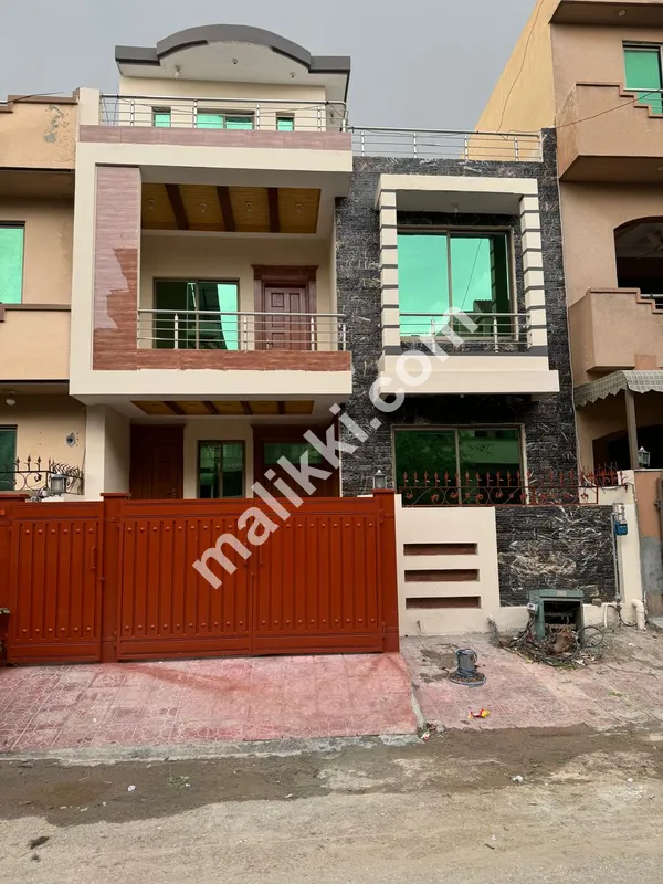 4 Marla Used Renovated House For Sale In G-13/1 