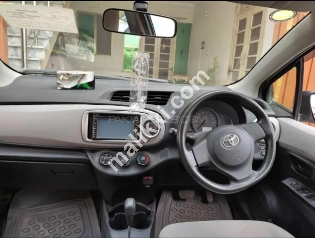 2014 model vitz   2015 import year   Registered in 2017  Available For Sale