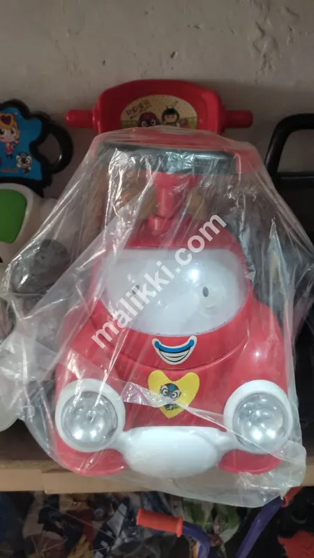 Car Red with Round Handle