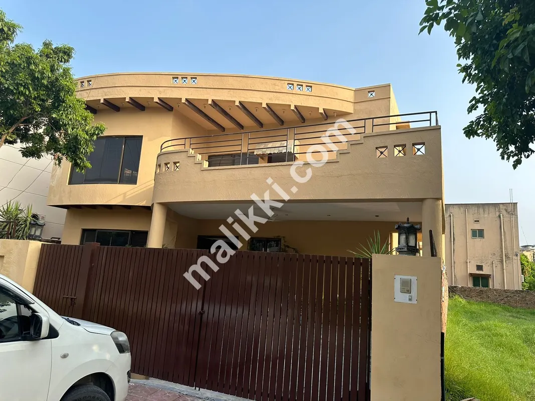 01 Kanal House Available For Sale In DAH 1 Islamabad