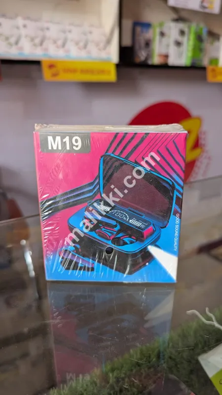 M19 Ear Buds