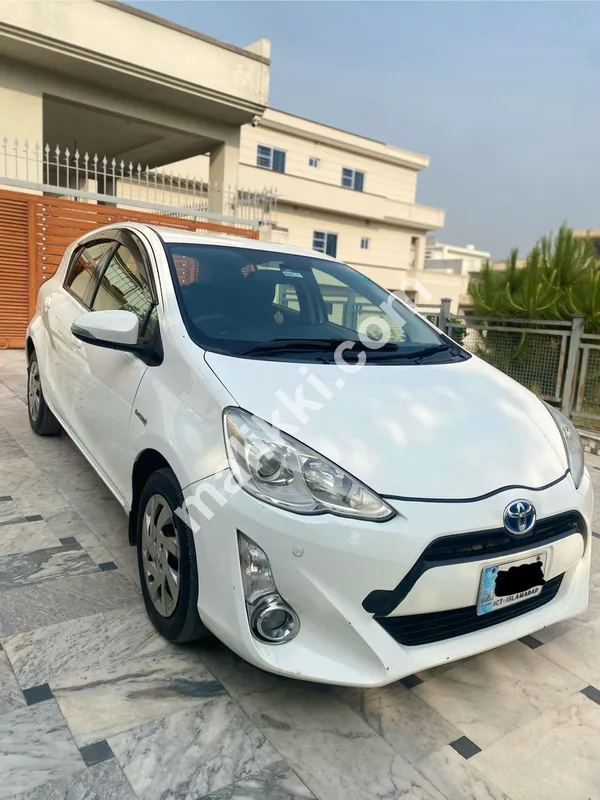 toyota Aqua S push for sale 