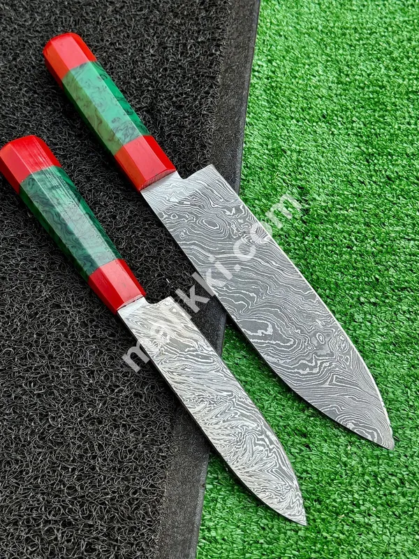 Hand-Forged Damascus Kitchen Knife Set with Red & Green Resin Handles