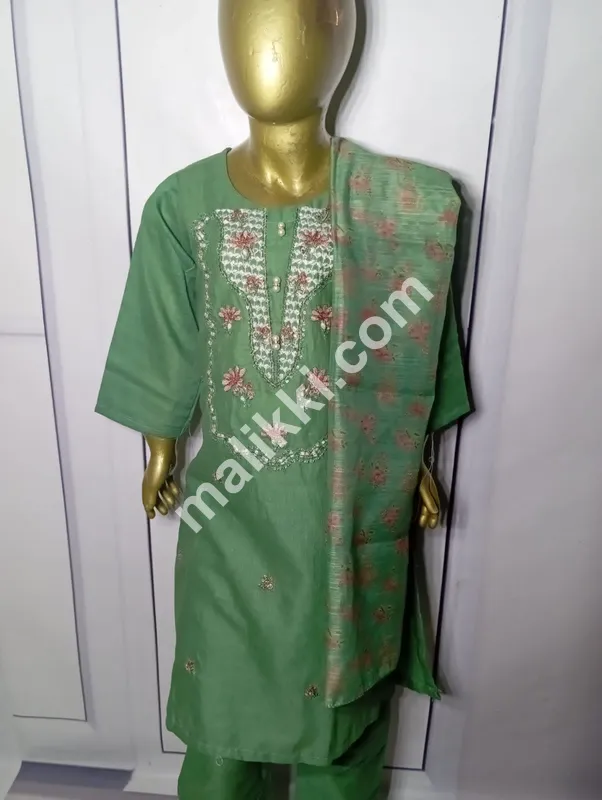 لڑکیوں کے لیے ڈوریا کاٹن 3 پی سیز شلوار قمیض سوٹ