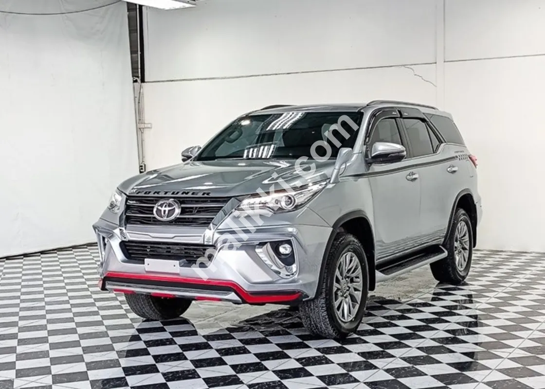 2017 ٹویوٹا فارچیونر