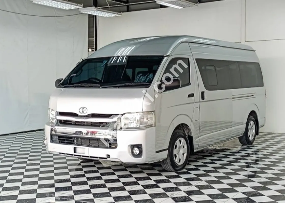 2017 Toyota HIACE