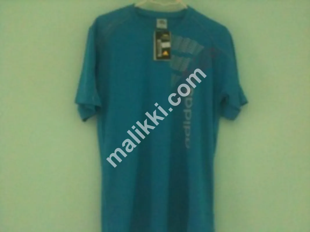 ایڈیڈاس ایڈیزرو