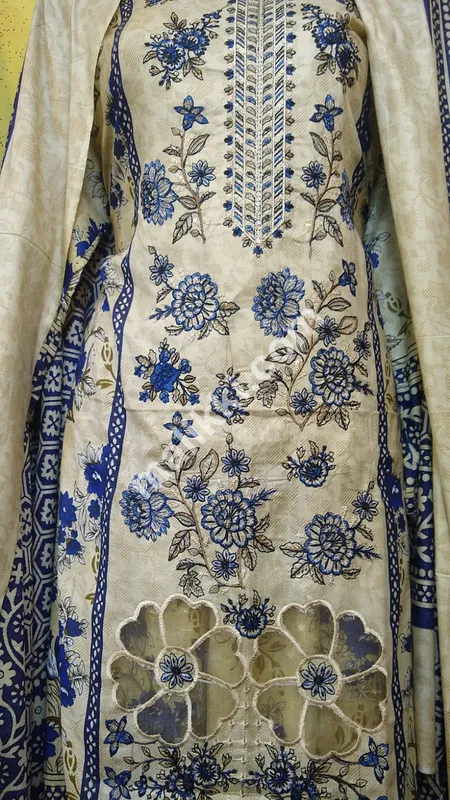 Lawn 3 Pieces Embroidered Suit