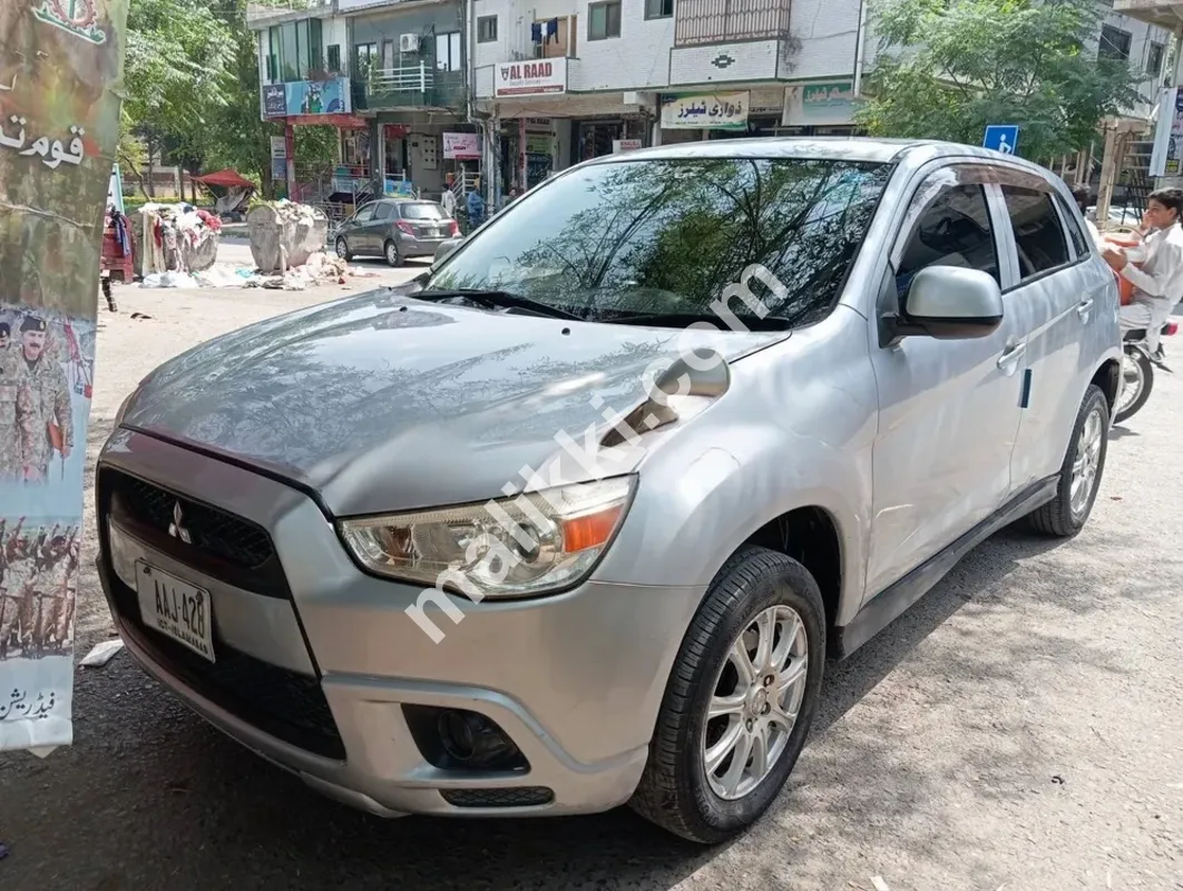 مٹسوبشی آر وی آر جی 2010