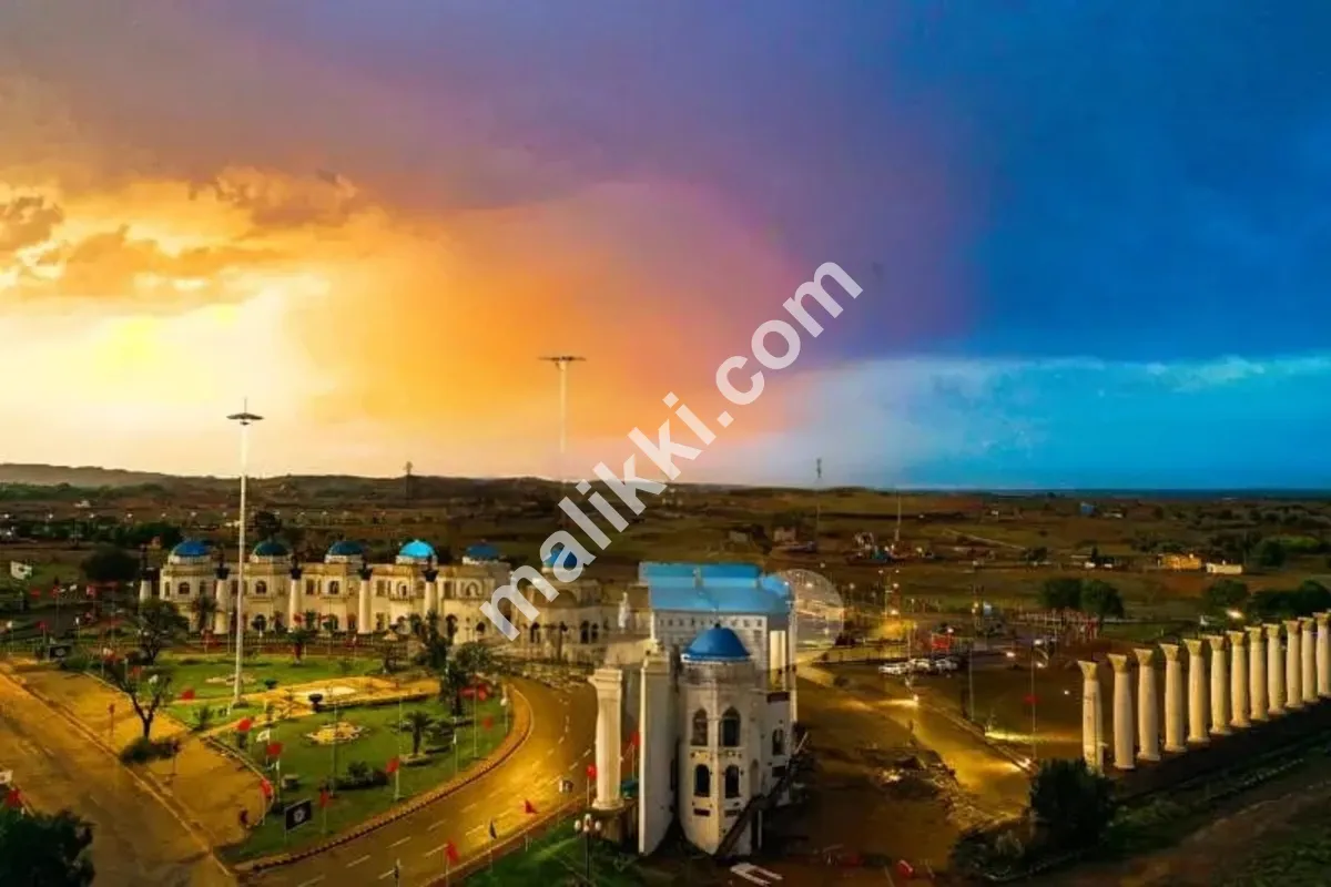 بلیو ورلڈ سٹی میں نیو بلاک لیجنڈز انکلیو پوزیشن ایبل پلاٹس قسطوں پر دستیاب