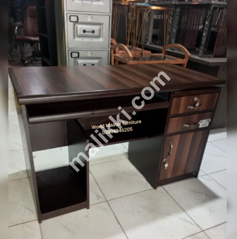 Computer table/ office table / study table