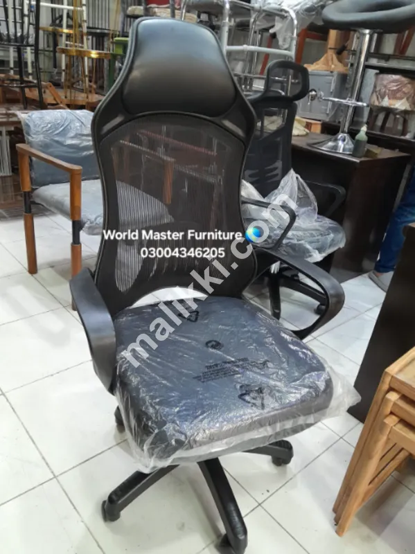 Executive high back revolving chair