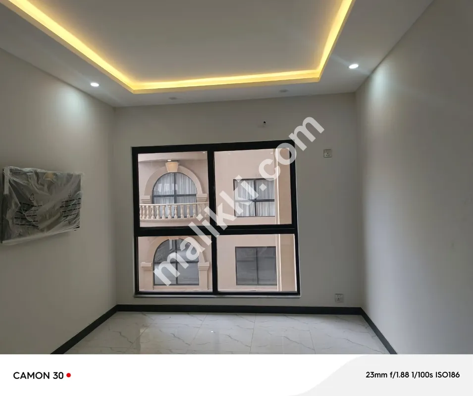 ون بیڈ اپارٹمنٹ کرایہ پر دستیاب ہے۔