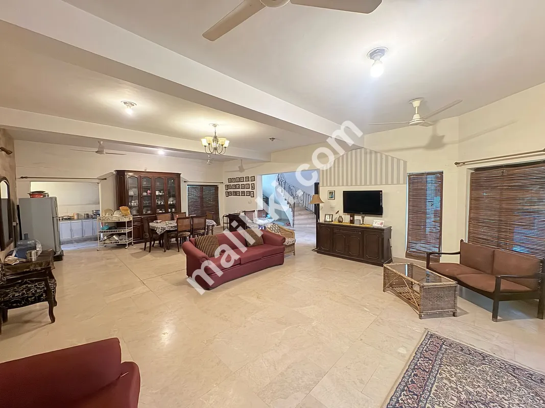 1 کنال مکان برائے فروخت 