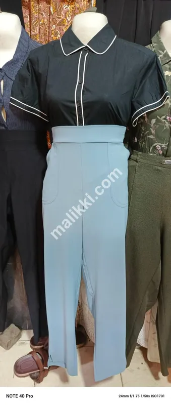 خواتین ویسٹرن اسٹائل کا فارمل سوٹ