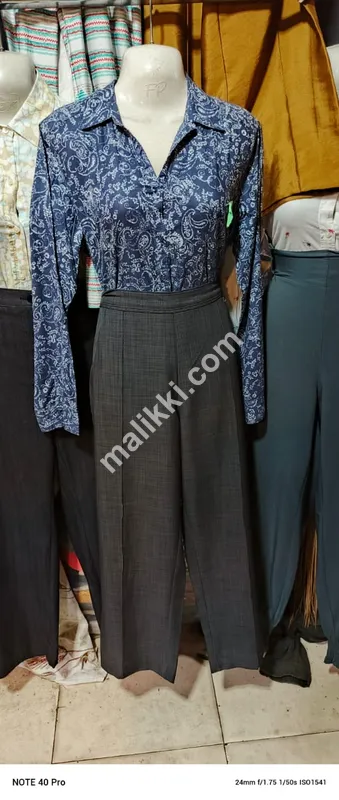 خواتین ویسٹرن اسٹائل کا فارمل سوٹ