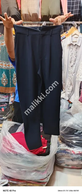 لیڈیز کارگو ٹراؤزر