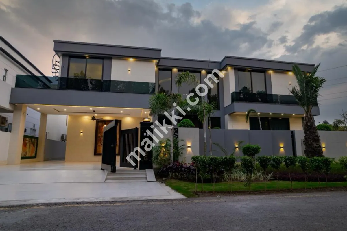 ڈی ایچ اے فیز 5 بلاک جی میں 35 مرلہ مکان برائے فروخت