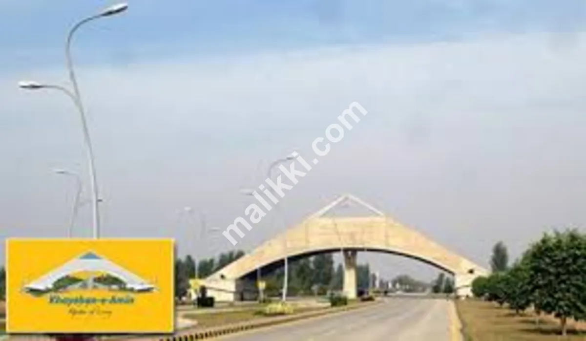30 Marla Corner Plot For Urgent Sale Khayaban-e-Amin - Block D, Khayaban-e-Amin, Lahore, 