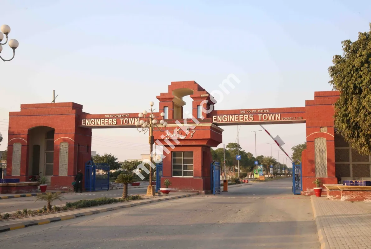 10 مرلہ پلاٹ فوری فروخت کے لیے IEP انجینئرز ٹاؤن - سیکٹر A,