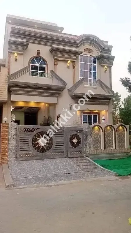 15 Marla Brand New House Available For Rent On Prime Location 5 Marla Green Lawn